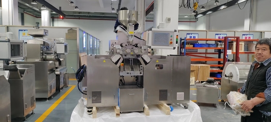 Μηχανή μαλακής κάψουλας για παραγωγή 1-10rpm Ταχύτητα κυλίνδρου 380V/50Hz